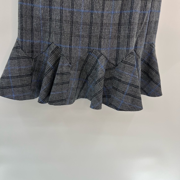 Banana Republic Plaid Lined Flounce Dress - Size 4 - Picture 3 of 4